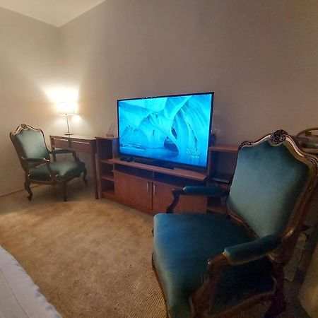 Kalinderu Skier'S Apartament Bellevue Busteni Bilik gambar