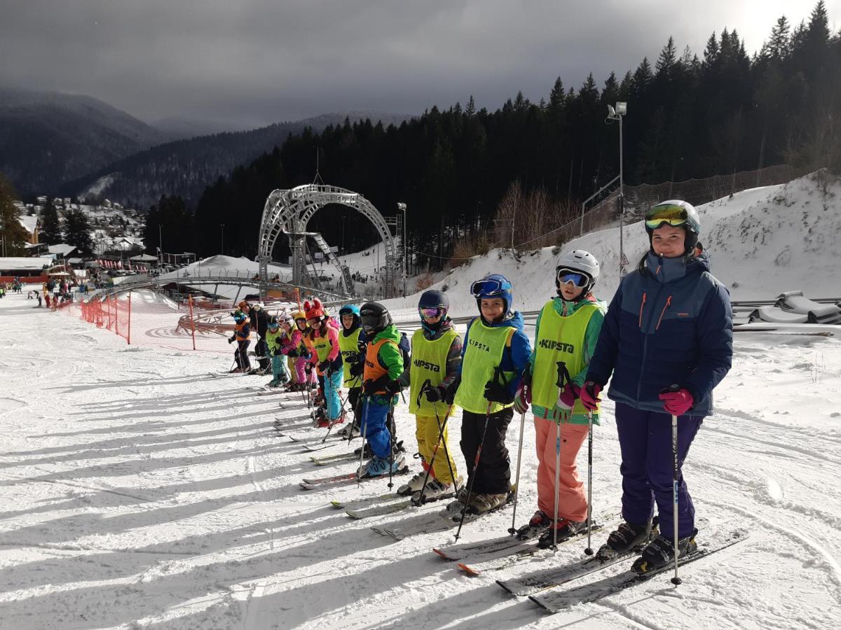Kalinderu Skier'S Apartament Bellevue Busteni Luaran gambar