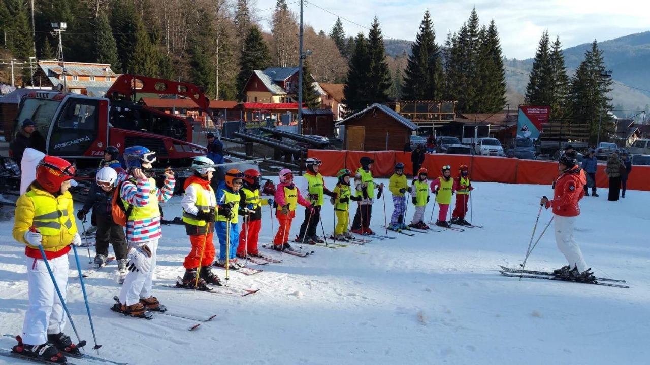 Kalinderu Skier'S Apartament Bellevue Busteni Luaran gambar