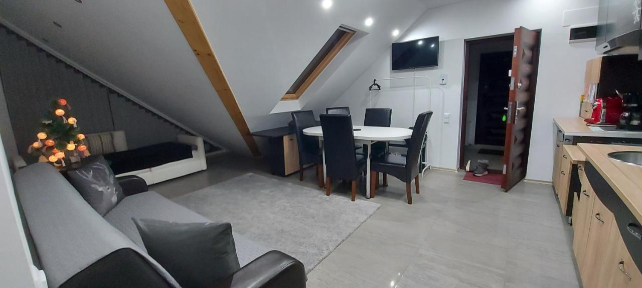 Kalinderu Skier'S Apartament Bellevue Busteni Luaran gambar