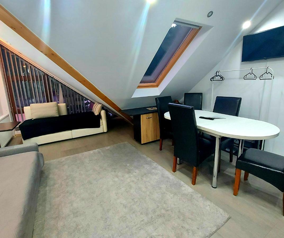 Kalinderu Skier'S Apartament Bellevue Busteni Luaran gambar